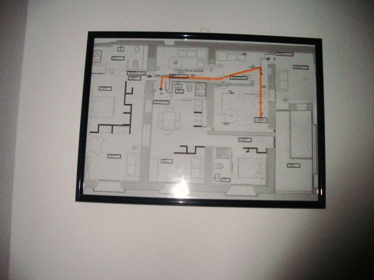 Apartamentos La Fonda Aninon Eksteriør billede