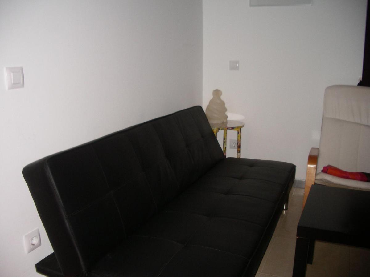 Apartamentos La Fonda Aninon Eksteriør billede